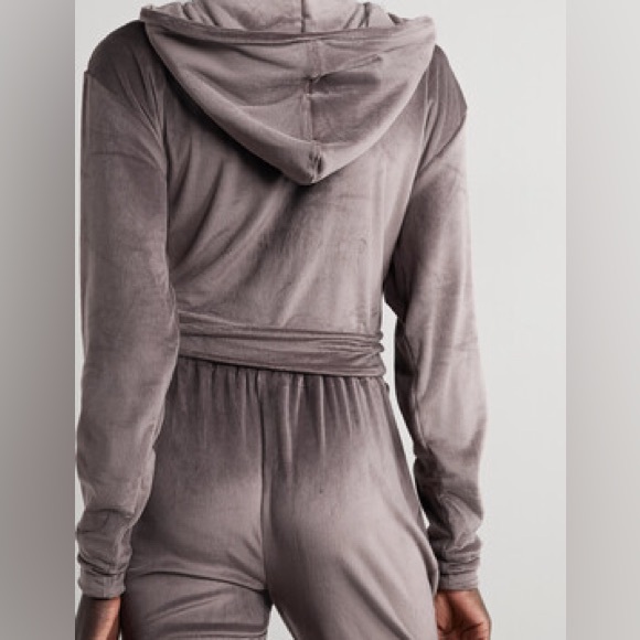 SKIMS 2X velour hoodie Ameth color - Picture 7 of 9